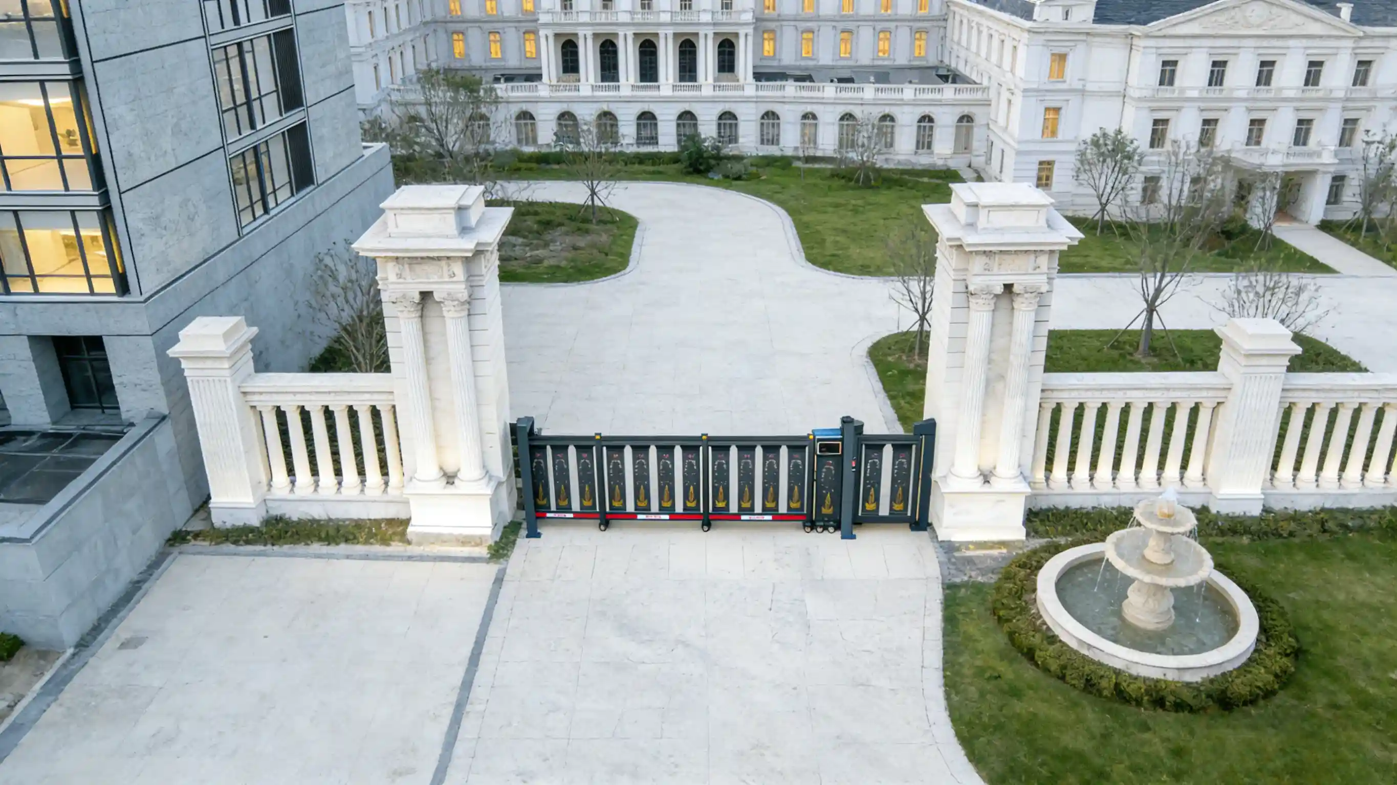 Heavy-Duty Sectional Sliding Automatic Gate for Industrial Facilities