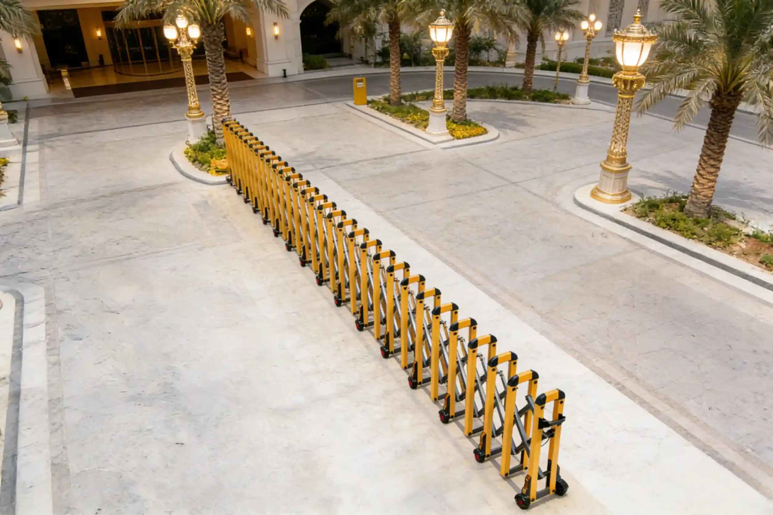 Manual Expandable Crowd Control Barrier for Commercial & Public Spaces